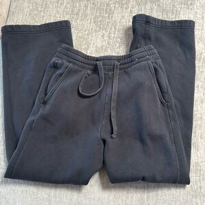 Men’s Hollister sweatpants size Small